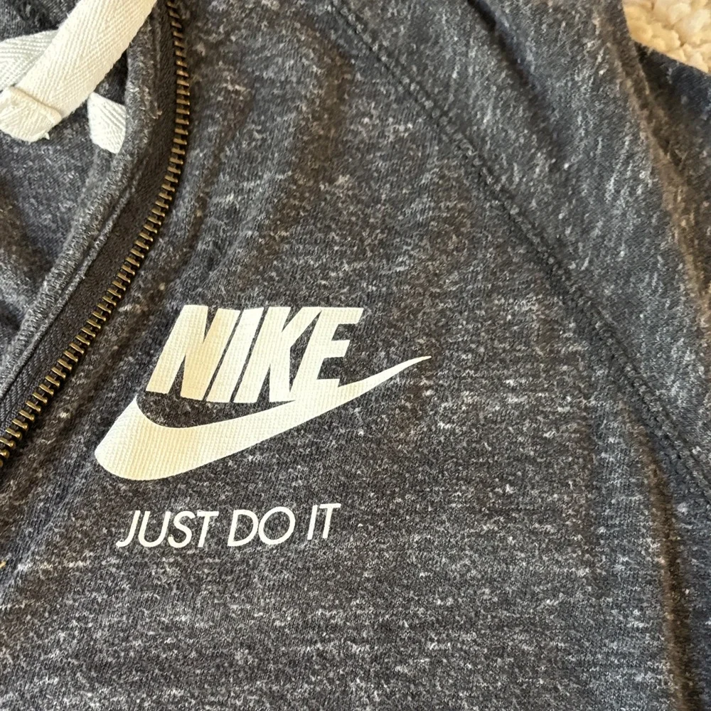 Nike Charcoal Zip-Up Hoodie with White Accents - Picture 3 of 4